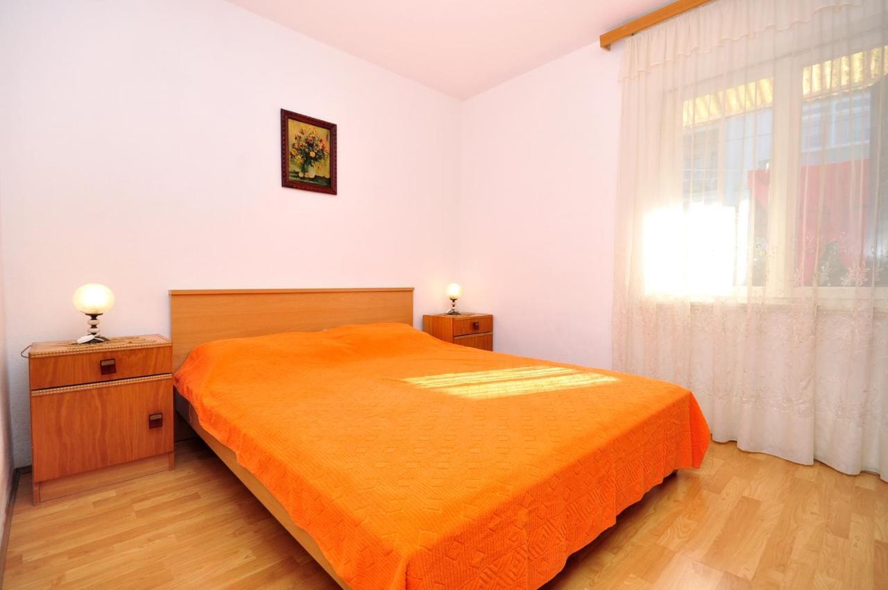Apartments By The Sea Arbanija, Ciovo - 1085 โตรกีร์ ภายนอก รูปภาพ